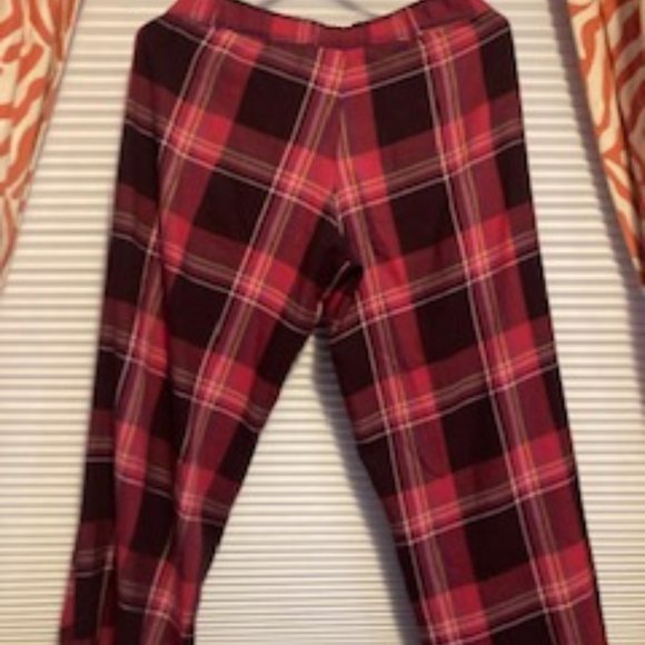 Victoria's Secret Plaid Pajama Pants with Pink Tie - Picture 4 of 6